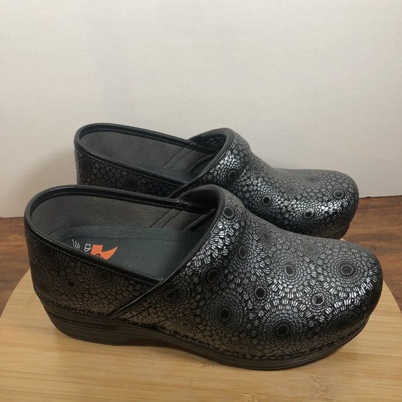 Dansko Shoes - Dansko Pro XP Womens Size 38 (7.5-8 US) Gray Black Nursing Clogs Shoes EUC
